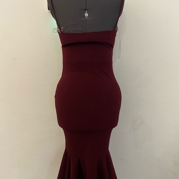 Burgundy dress - Picture 4 of 7